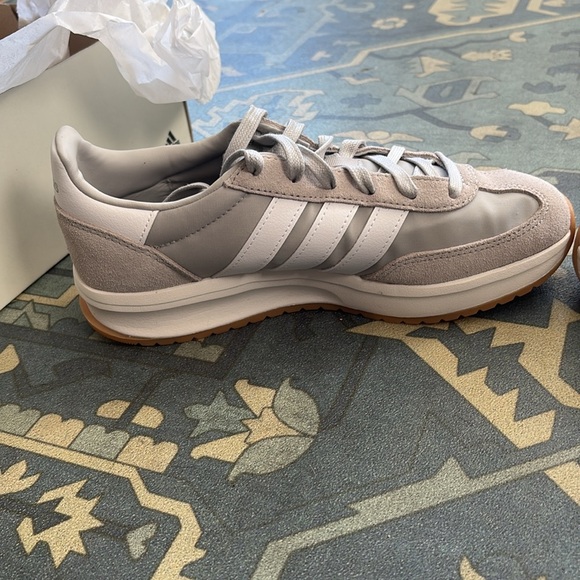 Adidas Run 70s 2.0 women’s sneakers - Picture 15 of 16